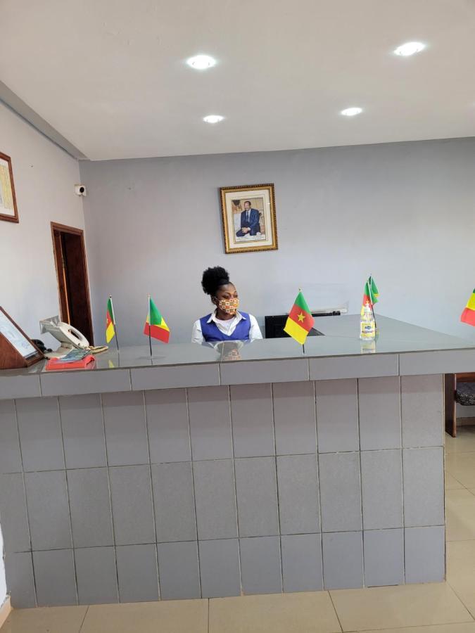 Hotel Altitel Bafoussam Екстериор снимка