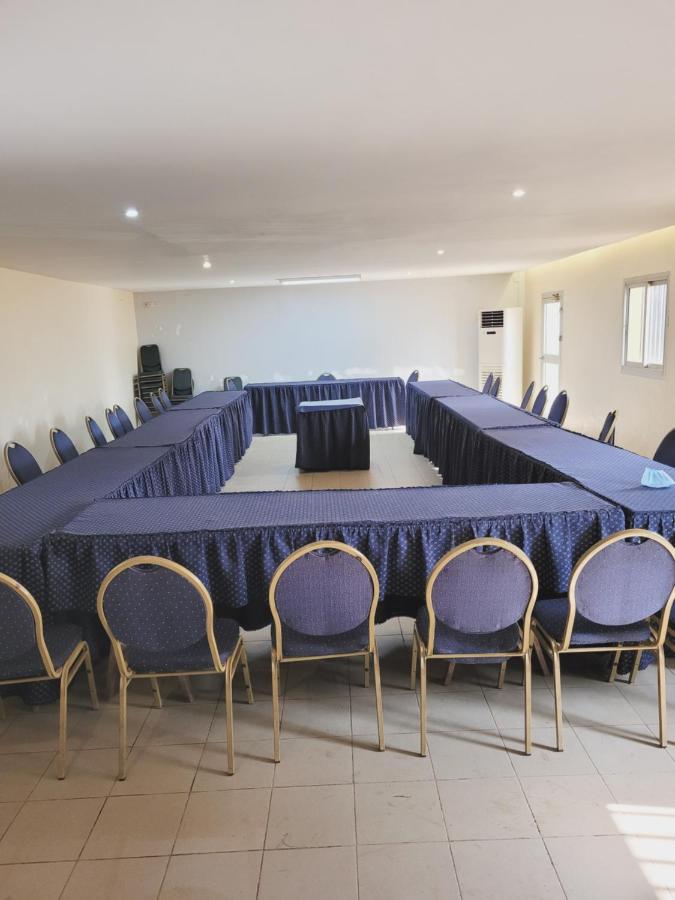 Hotel Altitel Bafoussam Екстериор снимка