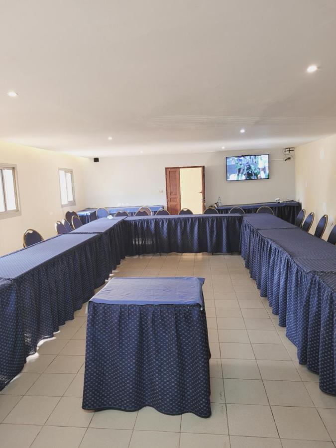 Hotel Altitel Bafoussam Екстериор снимка
