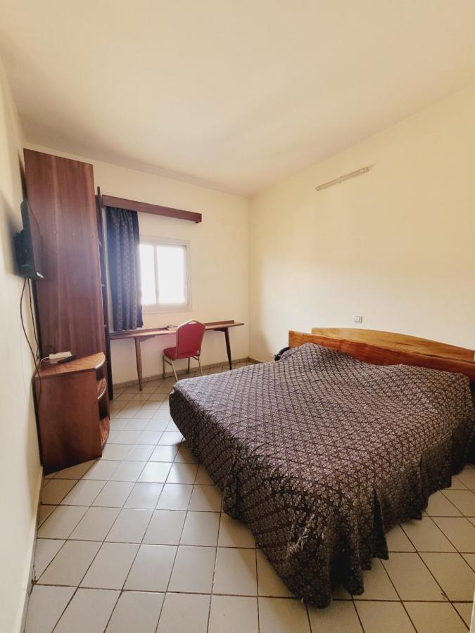 Hotel Altitel Bafoussam Екстериор снимка