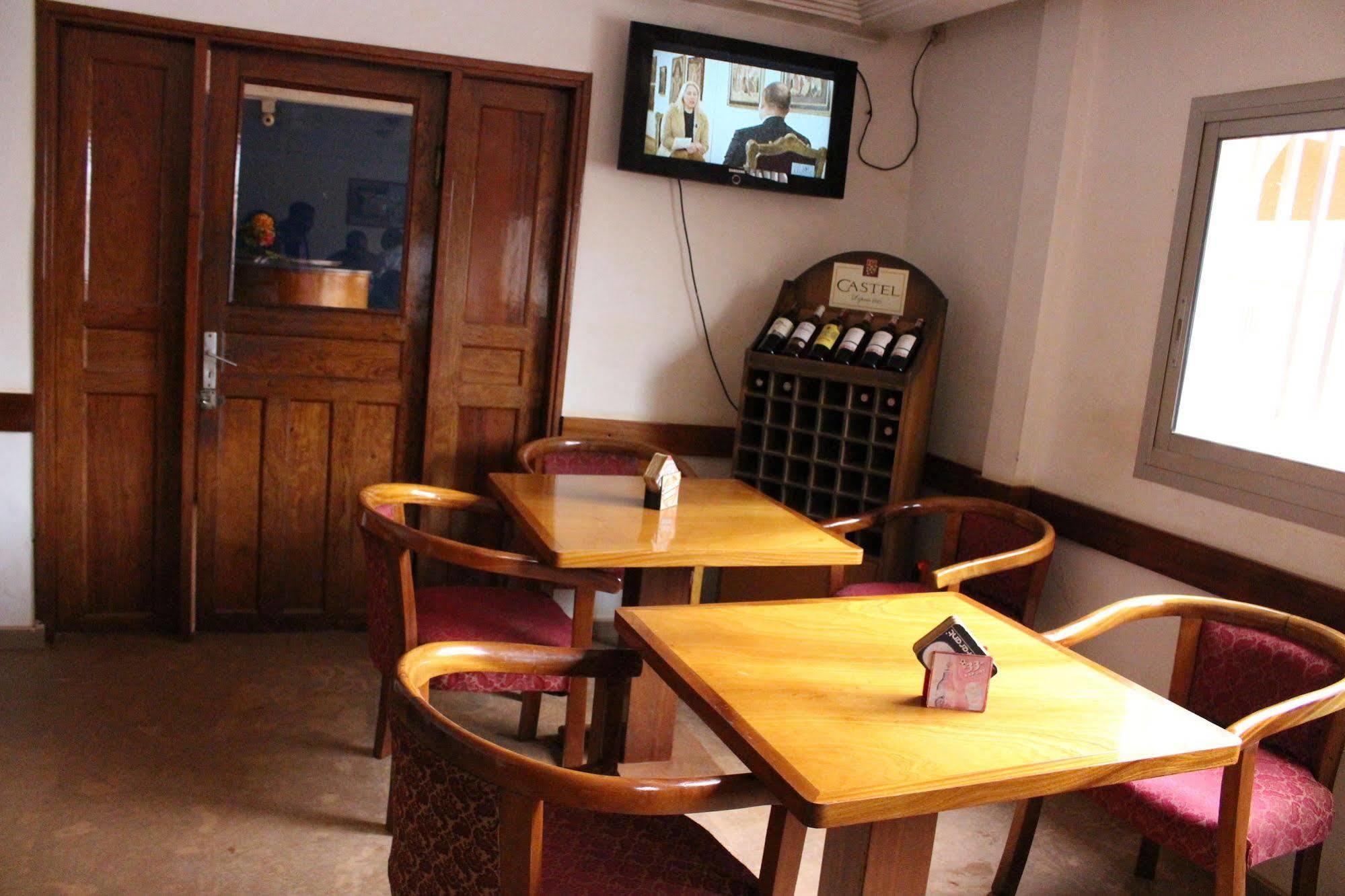 Hotel Altitel Bafoussam Екстериор снимка